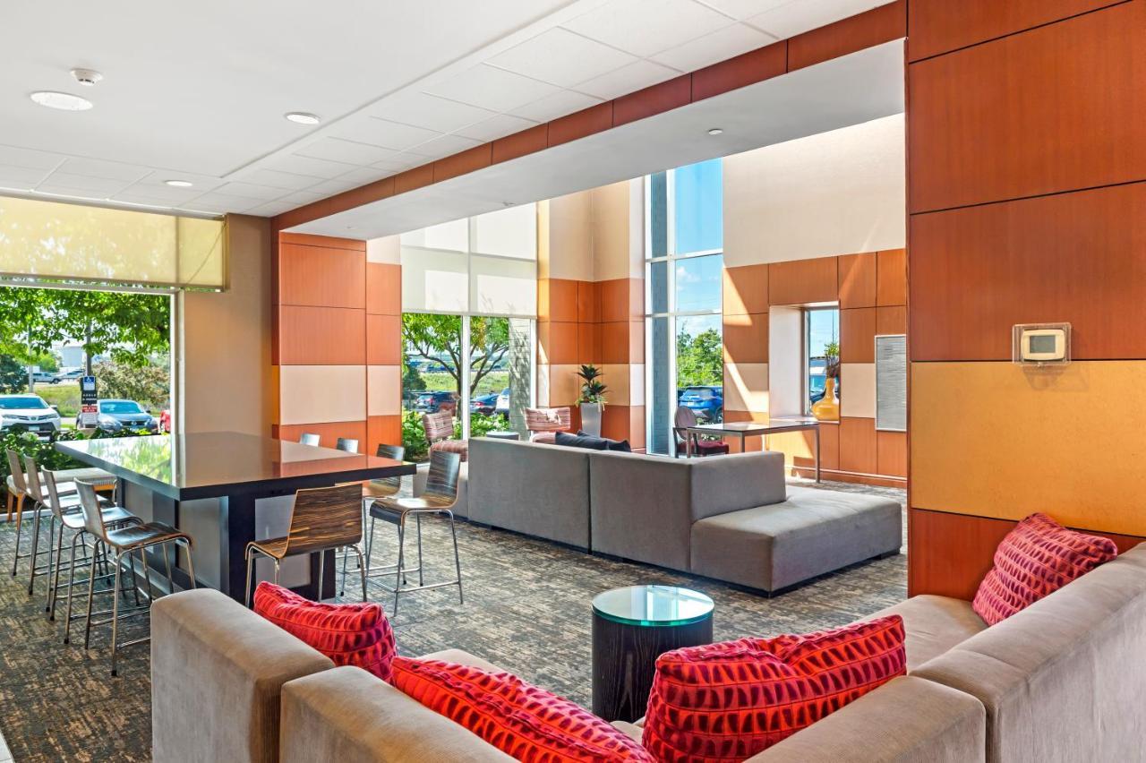 Doubletree By Hilton Roseville Minneapolis Εξωτερικό φωτογραφία