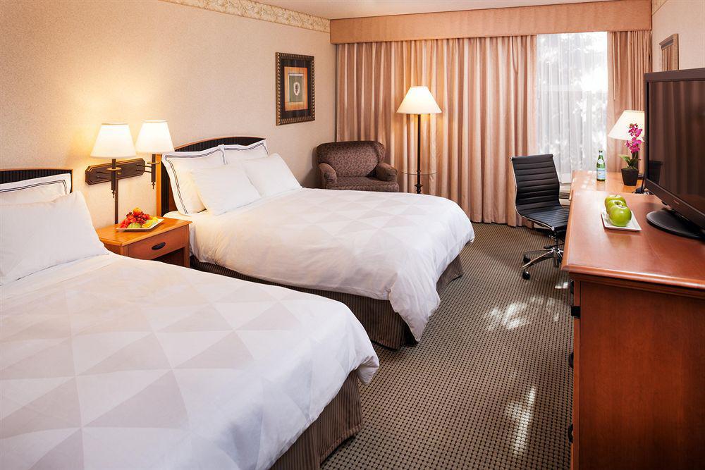 Doubletree By Hilton Roseville Minneapolis Δωμάτιο φωτογραφία